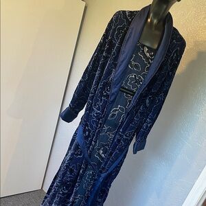 Cabernet Navy Floral Velvet Women's Robe